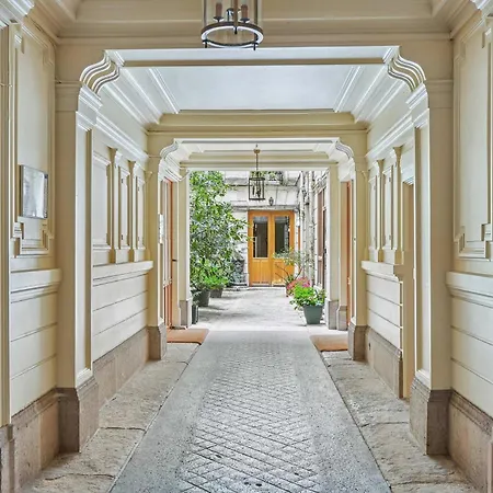 Appartamento Modern & Quiet Flat- 1bdr 4p In The Heart Of Parigi